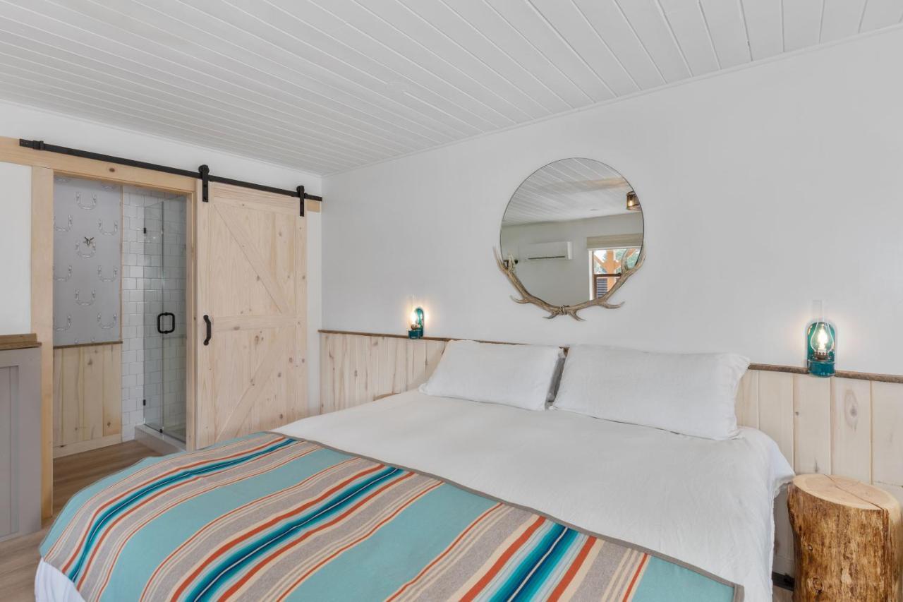 Hotel Palomino リッジウェイ エクステリア 写真